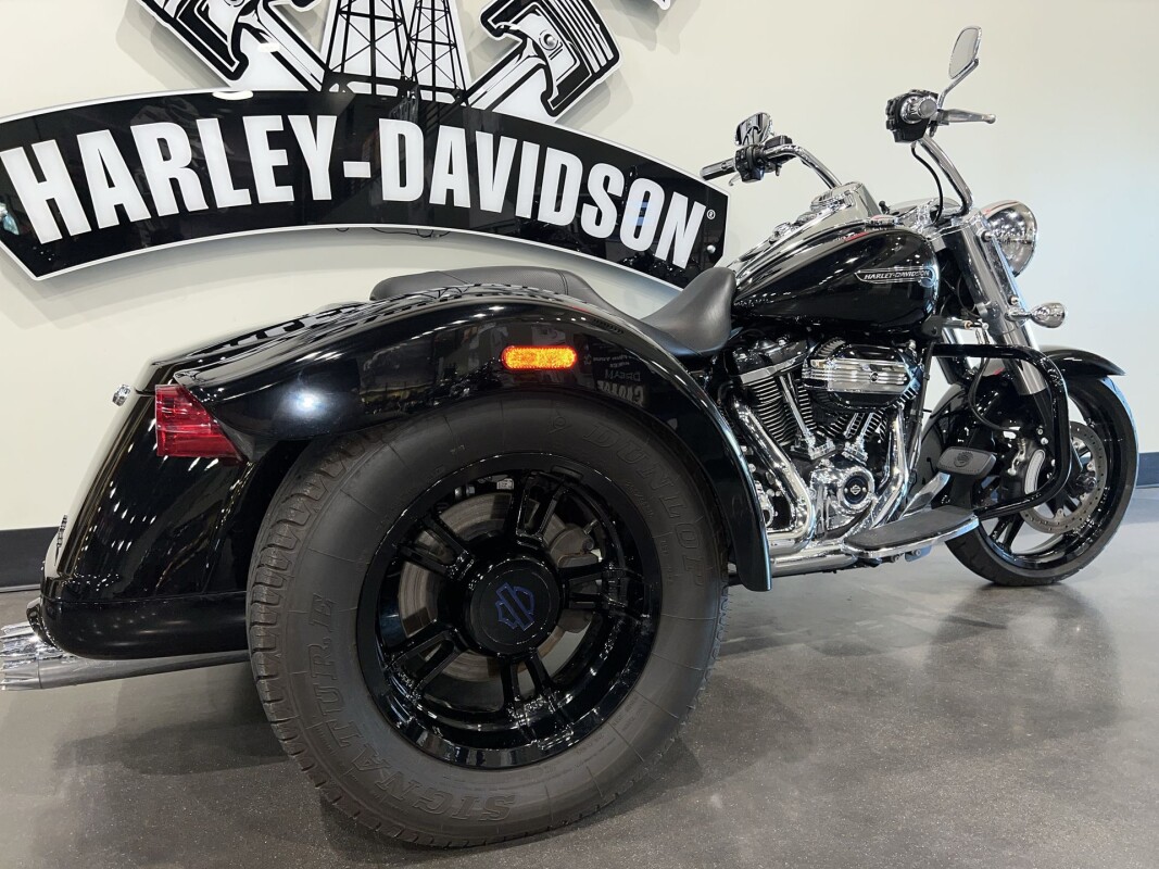 2018 Harley-Davidson Freewheeler FLRT - Photo 9