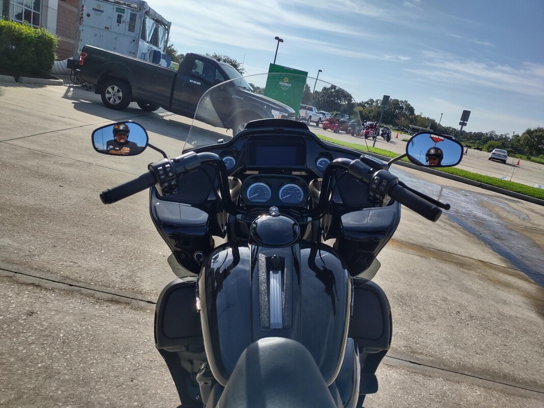 Road Glide Limited - Photo 6