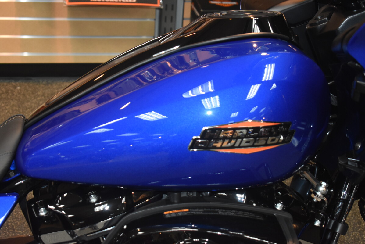 FLTRX 2025 Road Glide - Photo 6