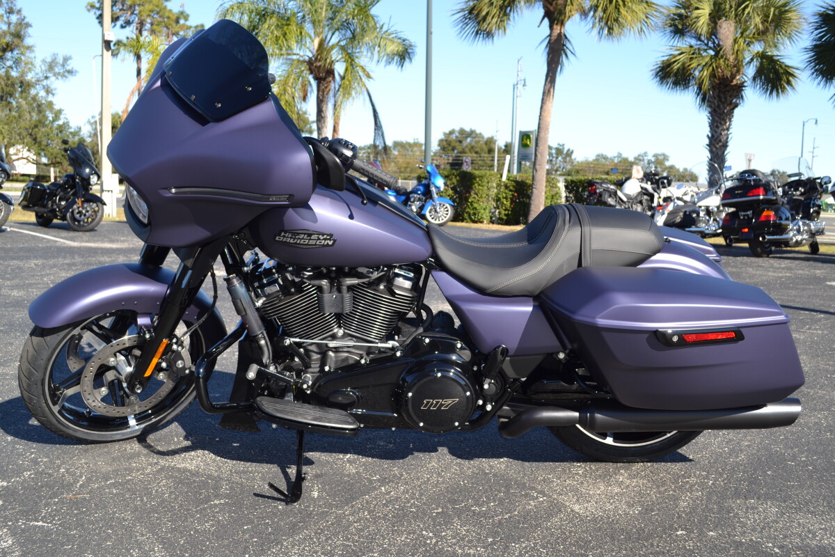 2025 Harley-Davidson Street Glide Purple Abyss Denim - FLHX - Photo 9