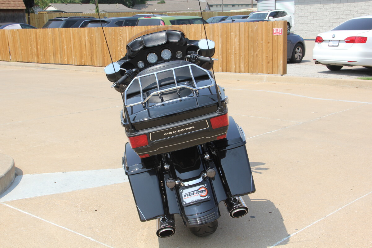 2013 Harley-Davidson Electra Glide Ultra Limited Black - Photo 9
