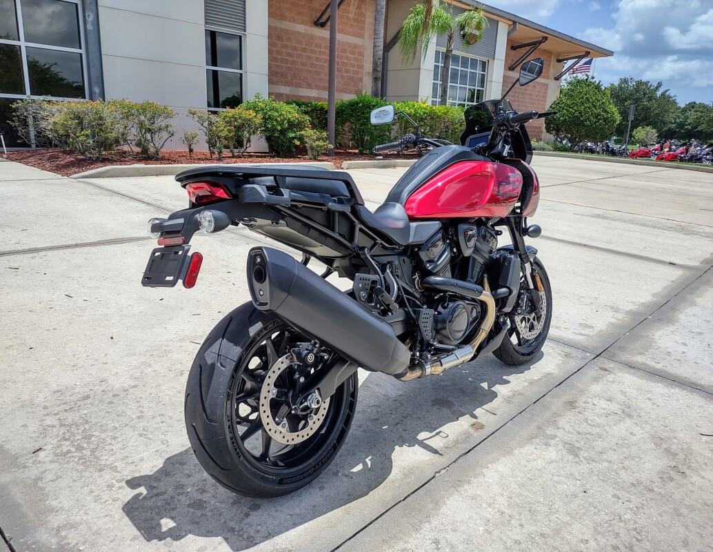 Pan America 1250 ST - Photo 4