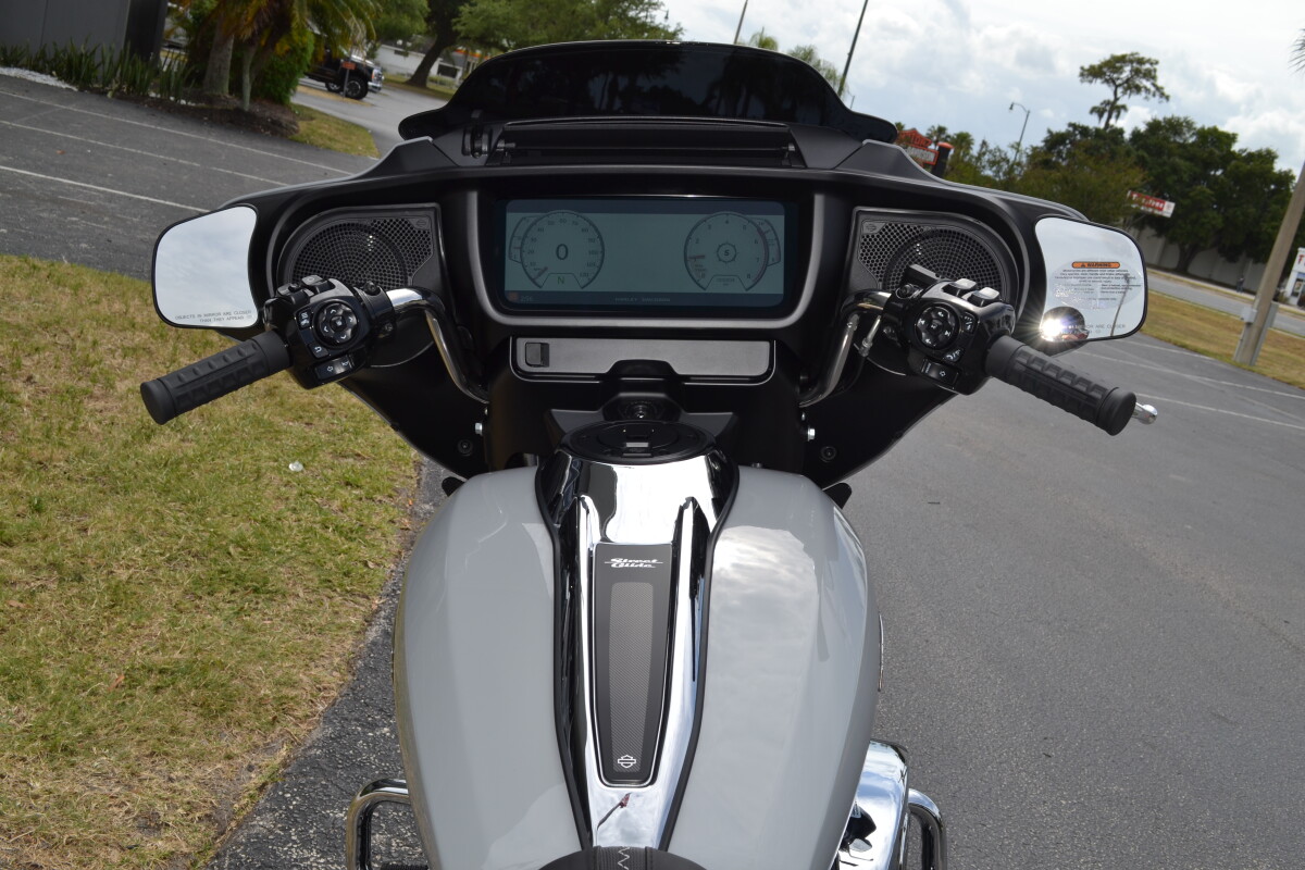 2025 Harley-Davidson Street Glide - FLHX - Photo 6
