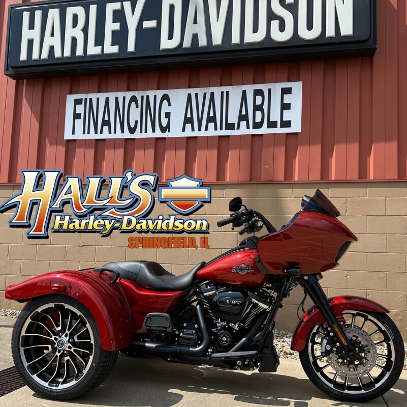 2025 Harley-Davidson Road Glide 3 Whiskey Firestorm - Black Finish