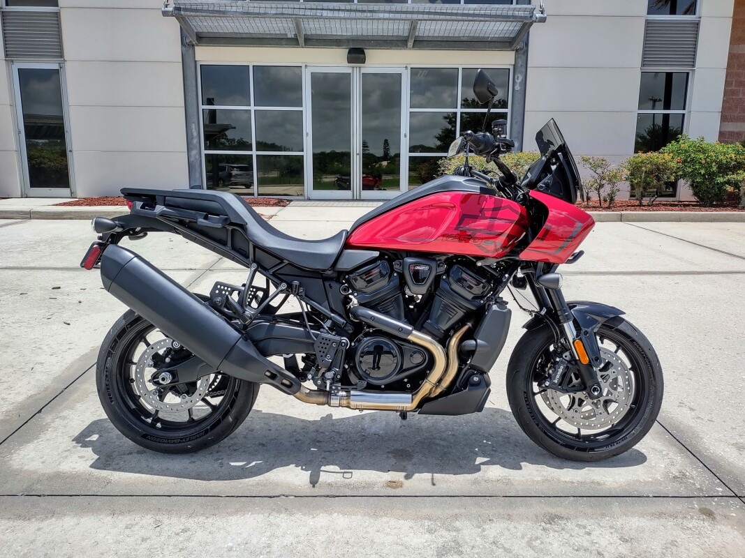 Pan America 1250 ST - Photo 2