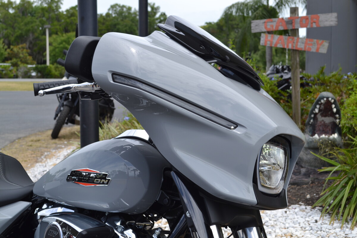 2025 Harley-Davidson Street Glide - FLHX - Photo 3
