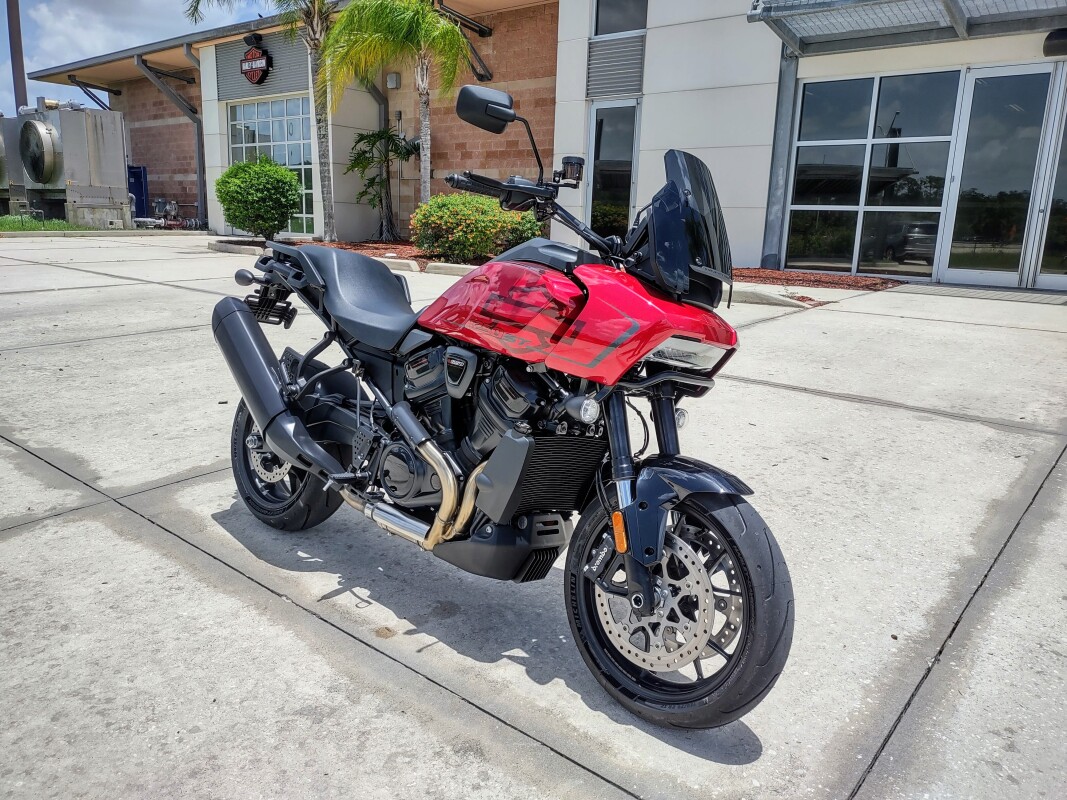 Pan America 1250 ST