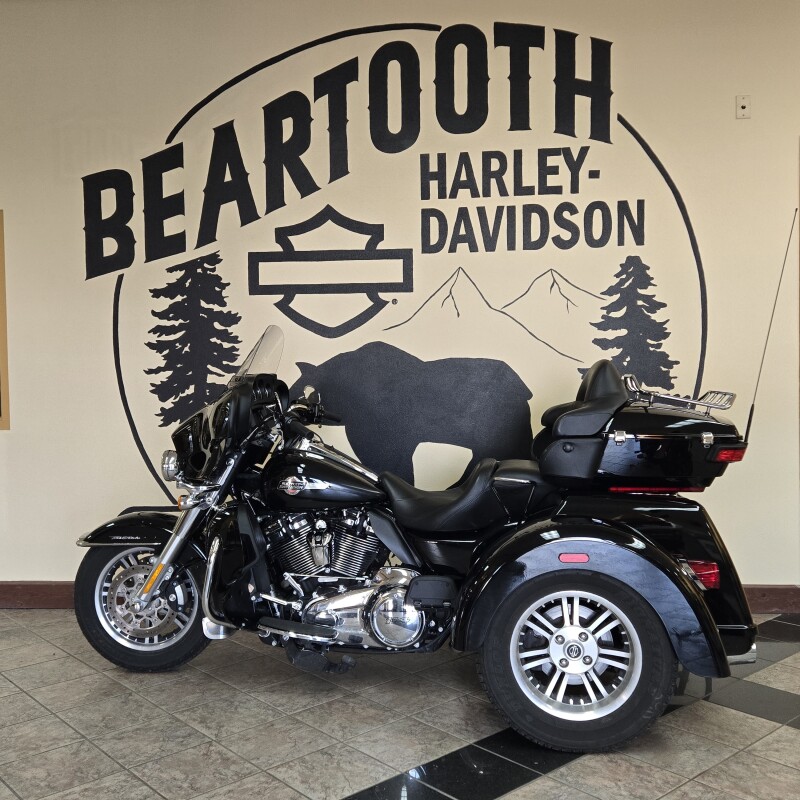2024 Harley-Davidson Tri Glide Ultra Vivid Black