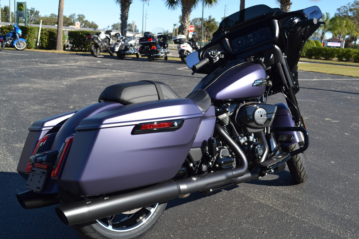 2025 Harley-Davidson Street Glide Purple Abyss Denim - FLHX - Photo 6