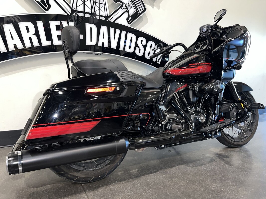 2021 Harley-Davidson CVO Road Glide FLTRXSE - Photo 9