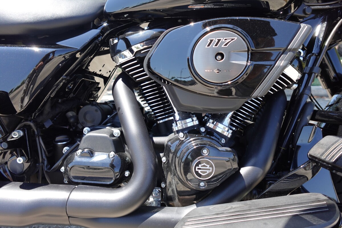 2025 Harley-Davidson Street Glide FLHX - Photo 9