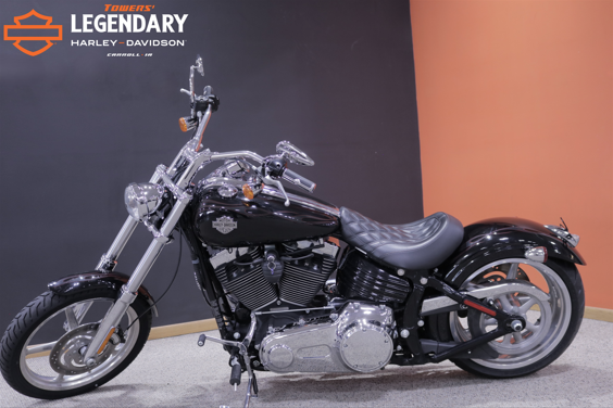 FXCWC 2008 Softail Rocker C - Photo 9