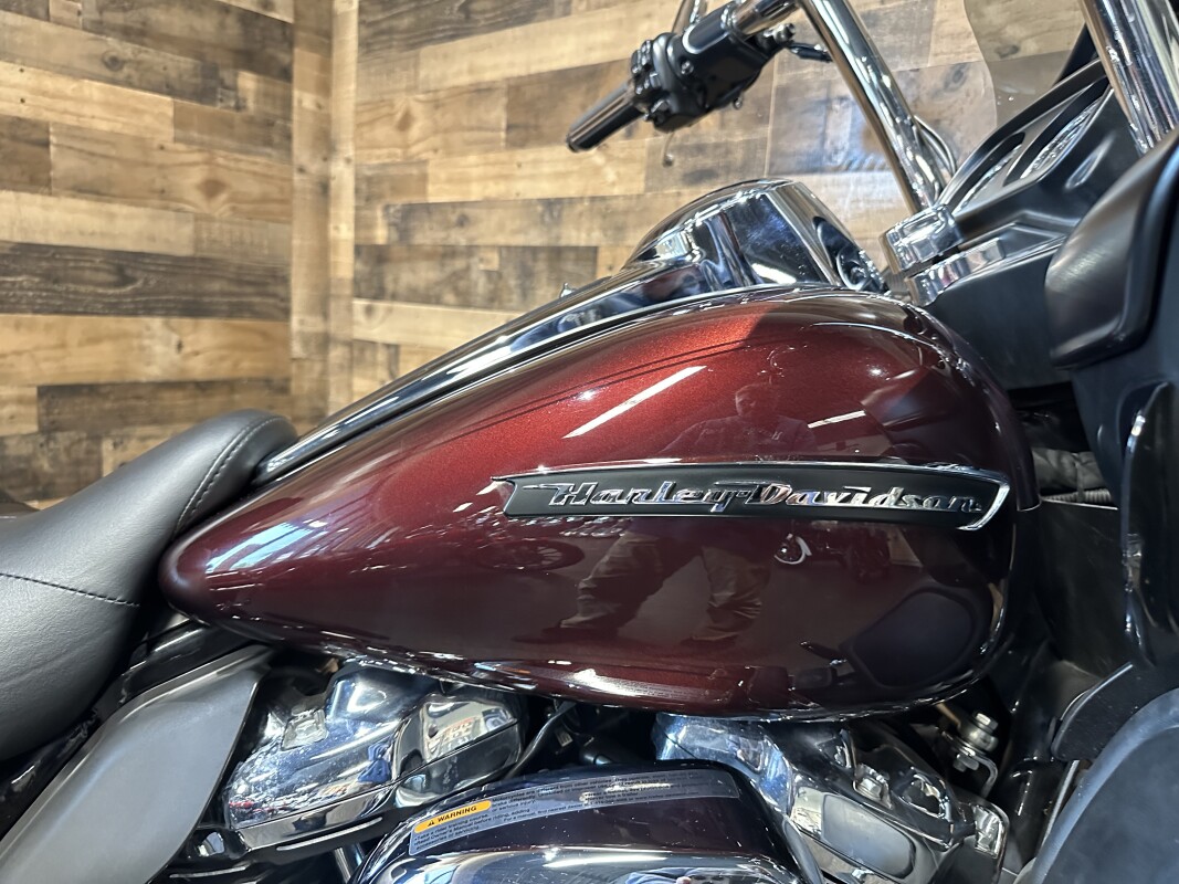 2019 Harley-Davidson Road Glide Ultra Twisted Cherry FLTRU - Photo 7