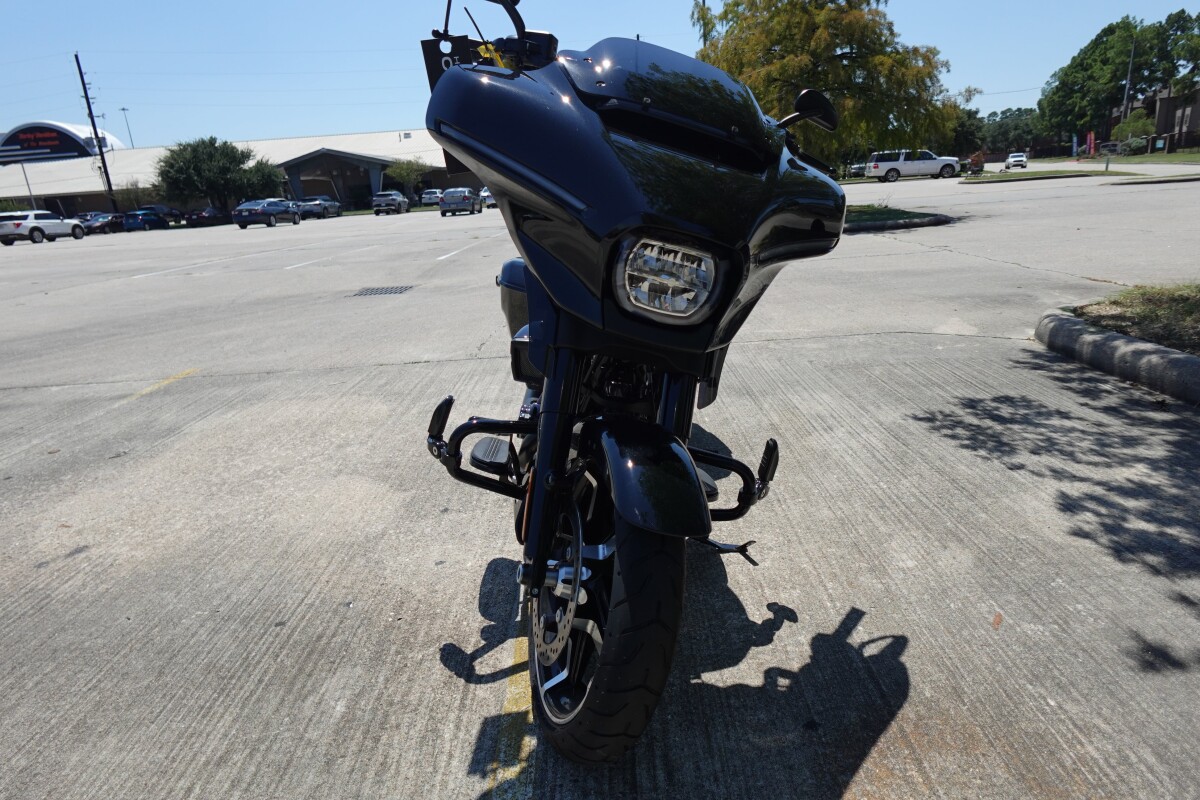 2025 Harley-Davidson Street Glide FLHX - Photo 3