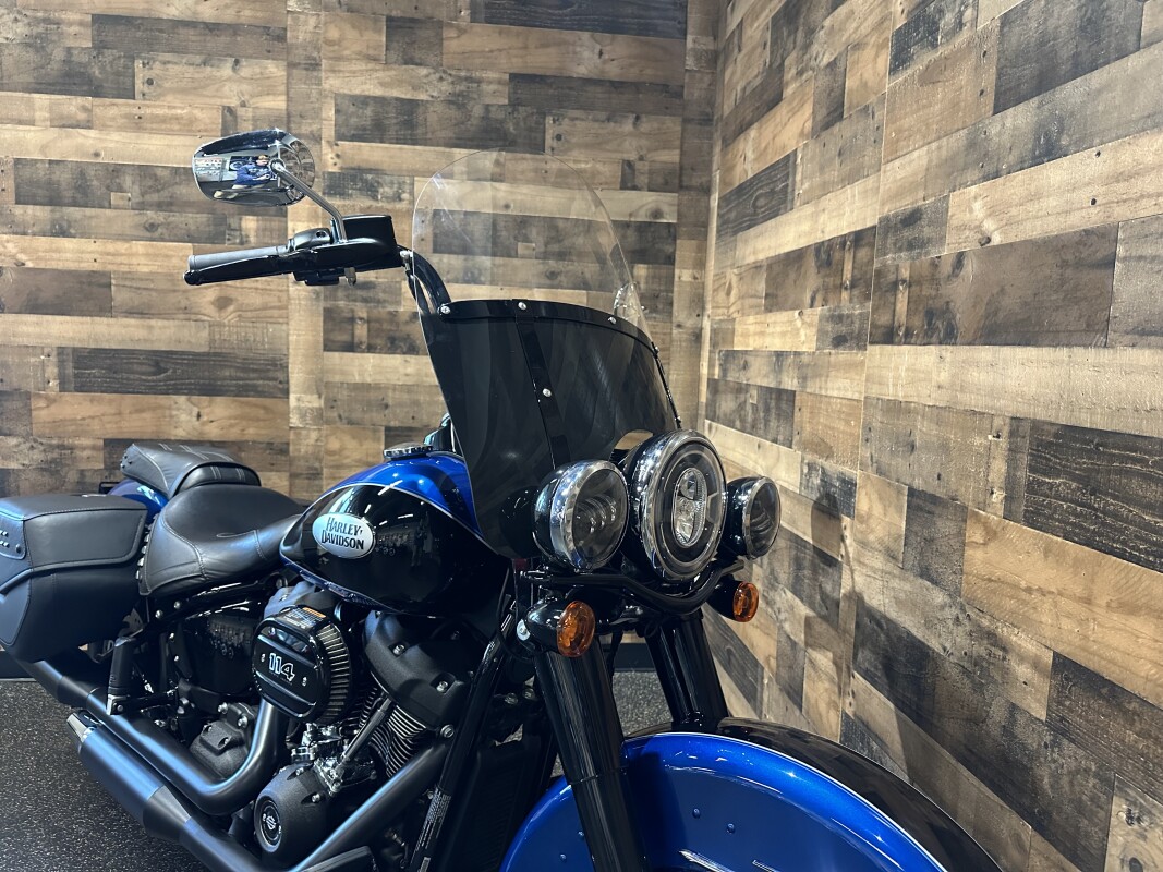 2022 Harley-Davidson Heritage Classic 114 Reef Blue/Vivid Black FLHCS - Photo 4