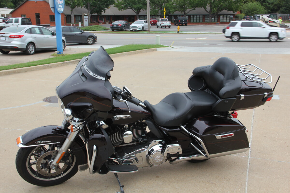 2014 Harley-Davidson Electra Glide Ultra Classic Blackened Cayenne Sunglo - Photo 6
