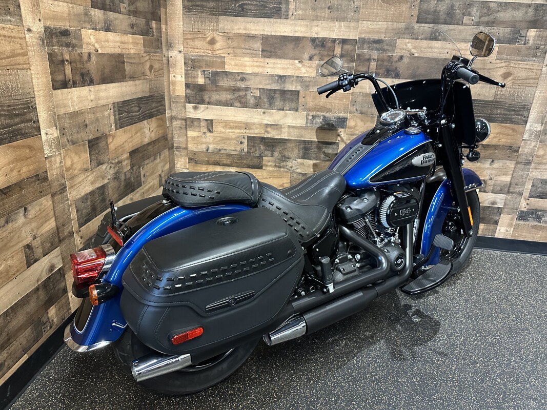 2022 Harley-Davidson Heritage Classic 114 Reef Blue/Vivid Black FLHCS - Photo 2