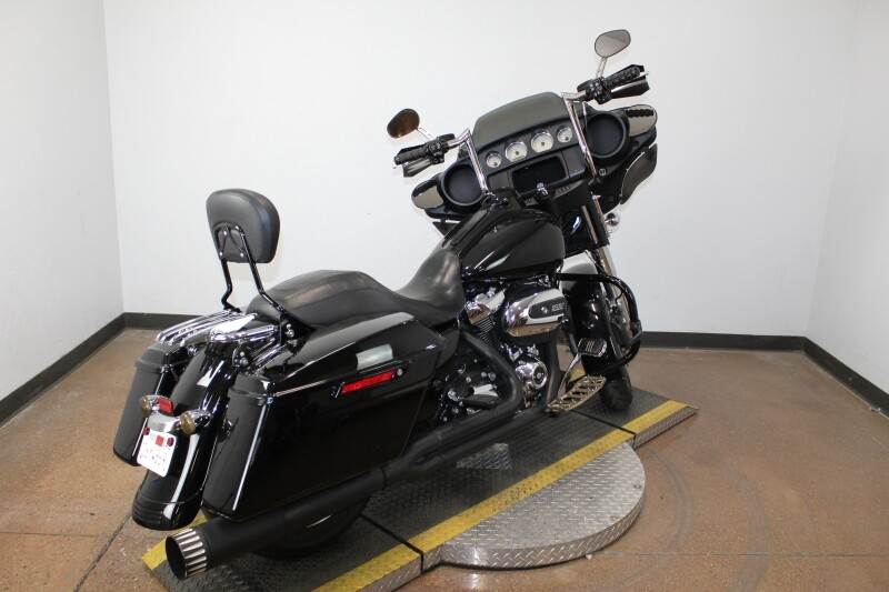 Harley-Davidson Street Glide 2019 FLHX 655937B BLACK - Photo 9