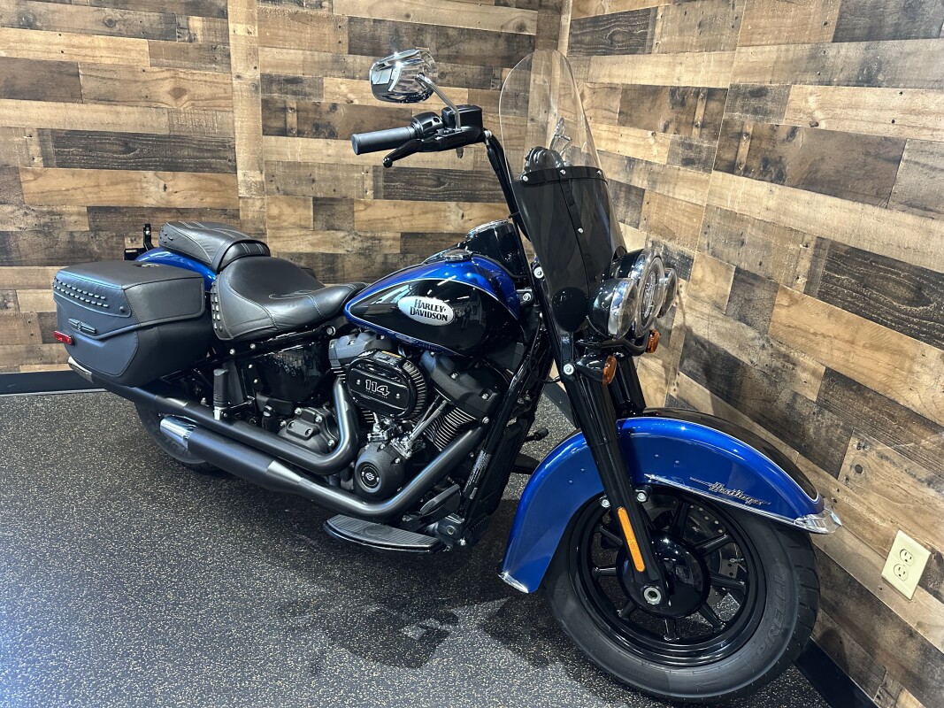2022 Harley-Davidson Heritage Classic 114 Reef Blue/Vivid Black FLHCS - Photo 3