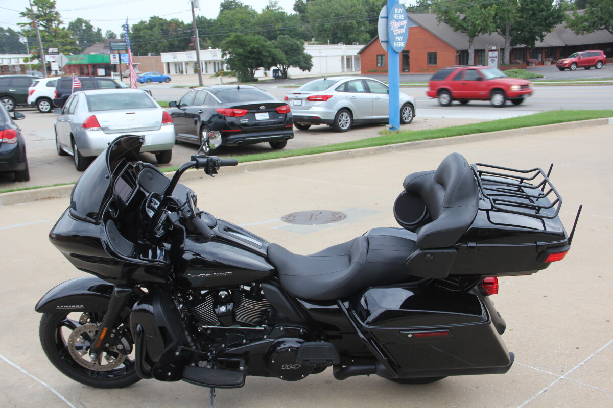 2022 Harley-Davidson Road Glide Limited Black - Photo 3