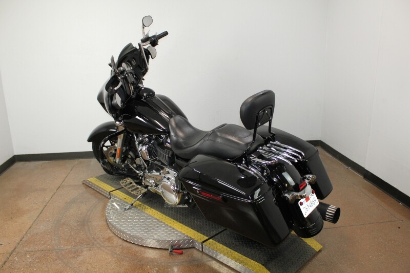 Harley-Davidson Street Glide 2019 FLHX 655937B BLACK - Photo 7