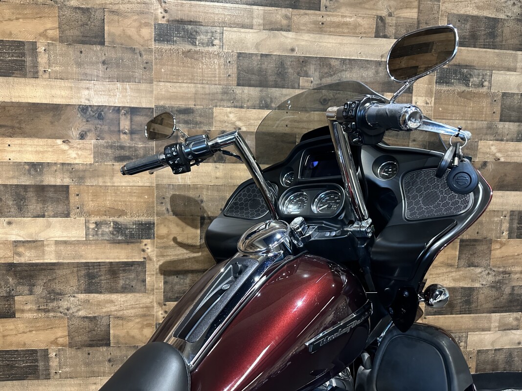 2019 Harley-Davidson Road Glide Ultra Twisted Cherry FLTRU - Photo 5