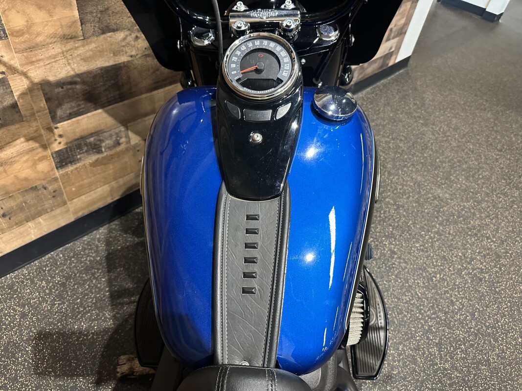 2022 Harley-Davidson Heritage Classic 114 Reef Blue/Vivid Black FLHCS - Photo 6