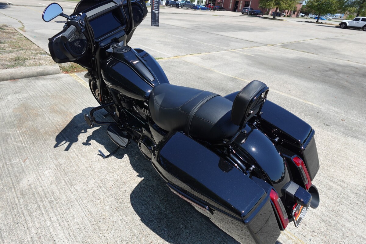 2025 Harley-Davidson Street Glide FLHX - Photo 6