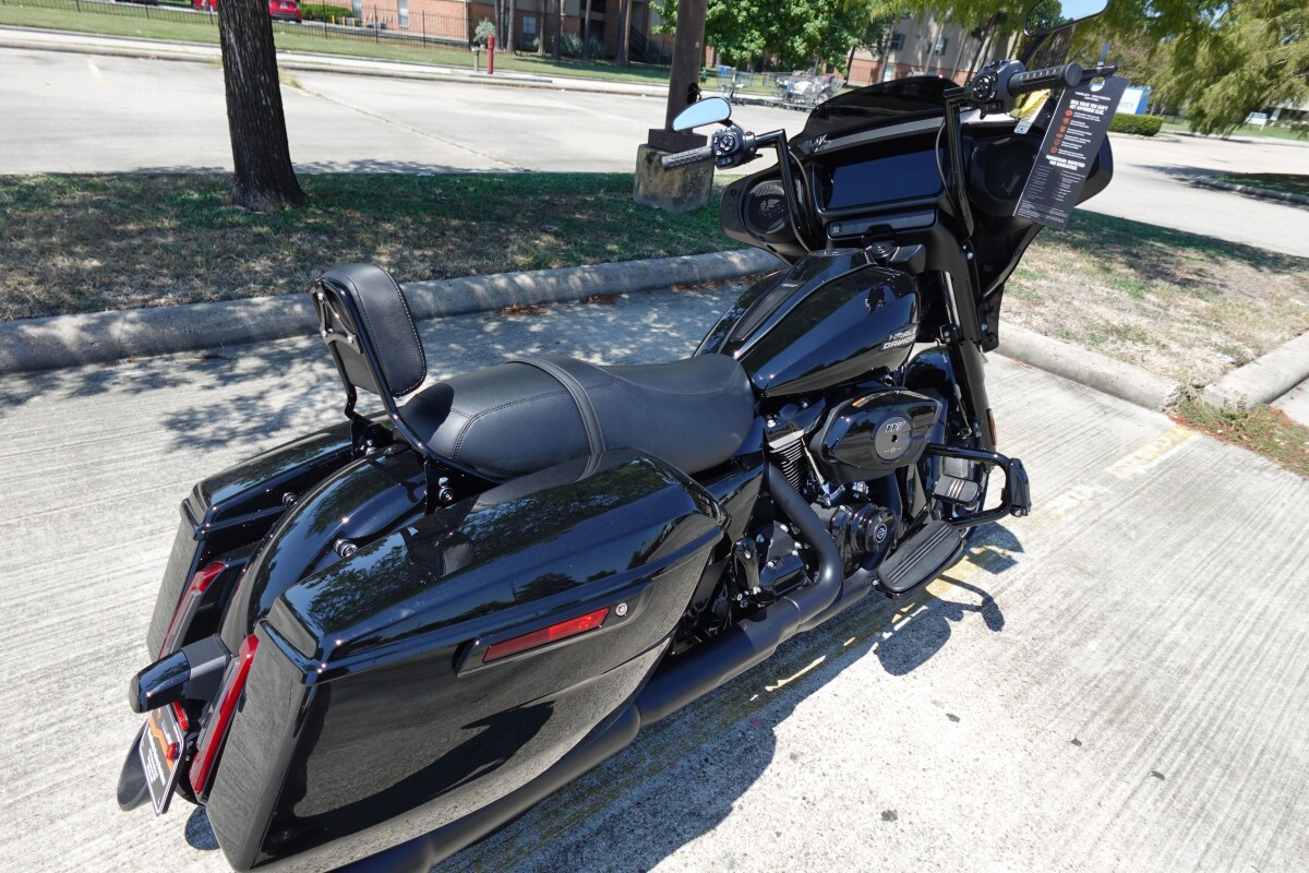 2025 Harley-Davidson Street Glide FLHX - Photo 8