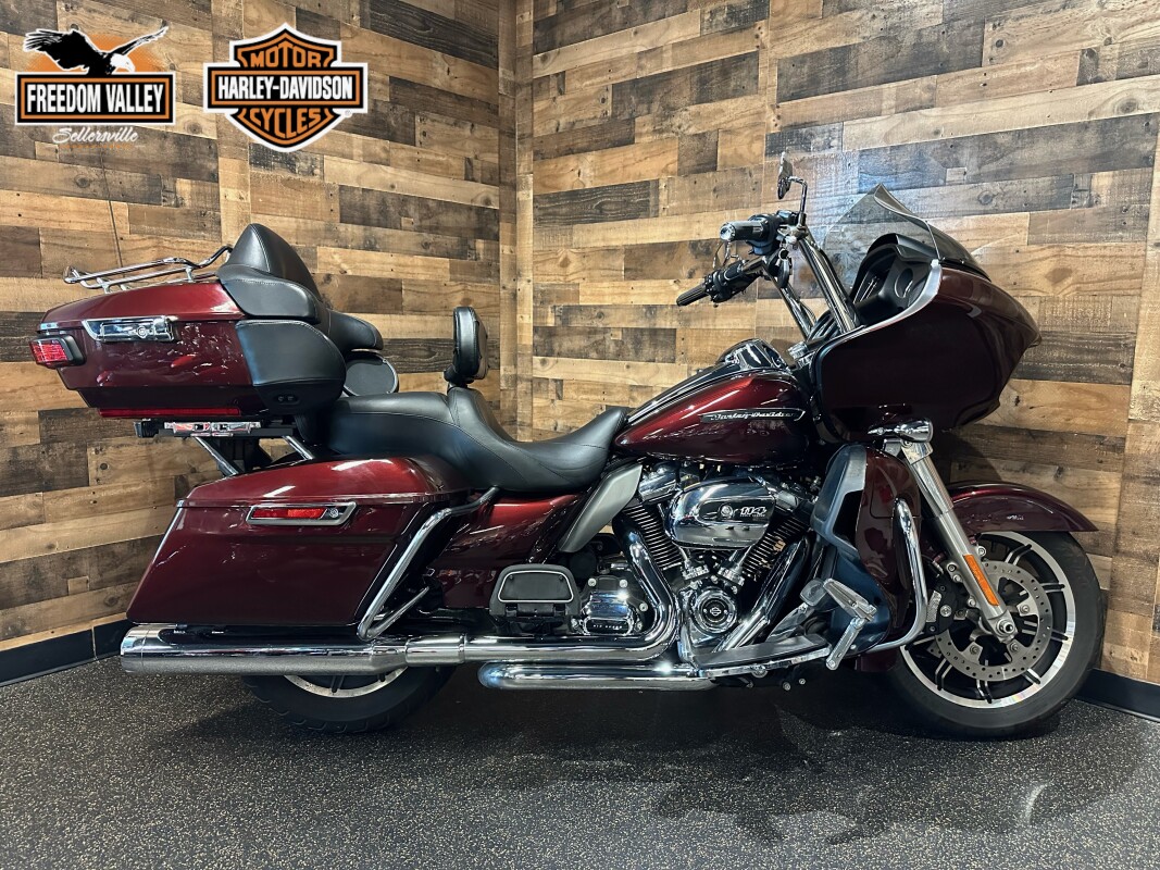 2019 Harley-Davidson Road Glide Ultra Twisted Cherry FLTRU
