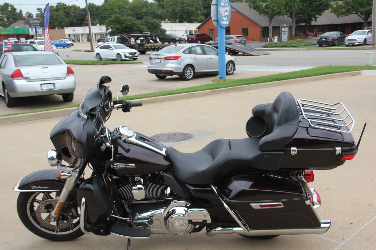 2014 Harley-Davidson Electra Glide Ultra Classic Blackened Cayenne Sunglo - Photo 3
