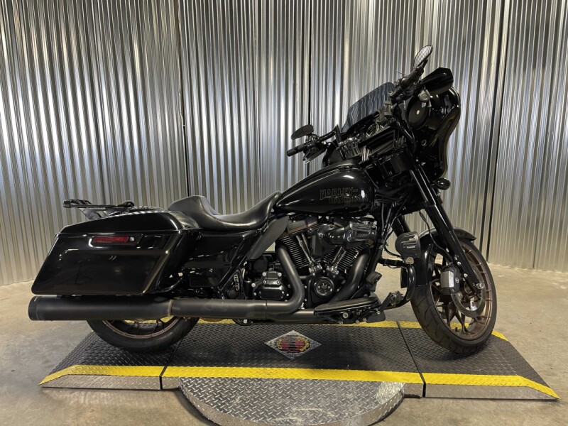 FLHXST 2022 Street Glide® ST