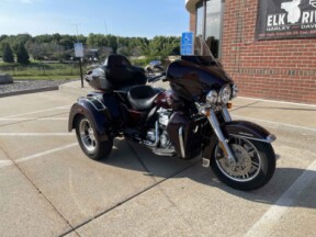 2022 Harley-Davidson® Tri Glide® Ultra MDNT CRMSON/BLK W/PS thumb 3