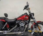 2016 Harley-Davidson® Street Bob® Velocity Red Sunglo