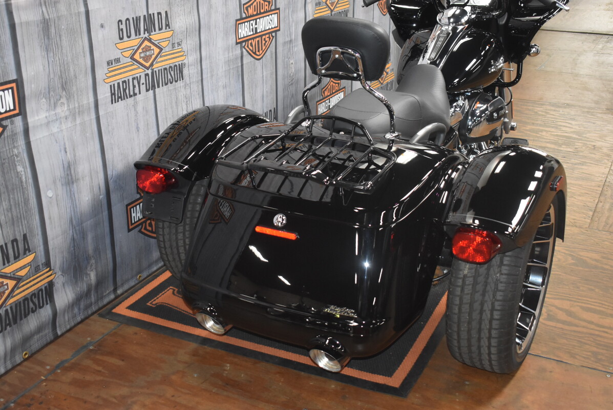 FLTRT 2023 Road Glide 3 - Photo 4