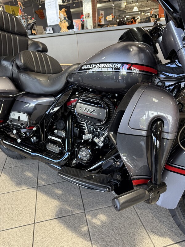 FLHTKSE 2020 CVO Limited - Photo 5