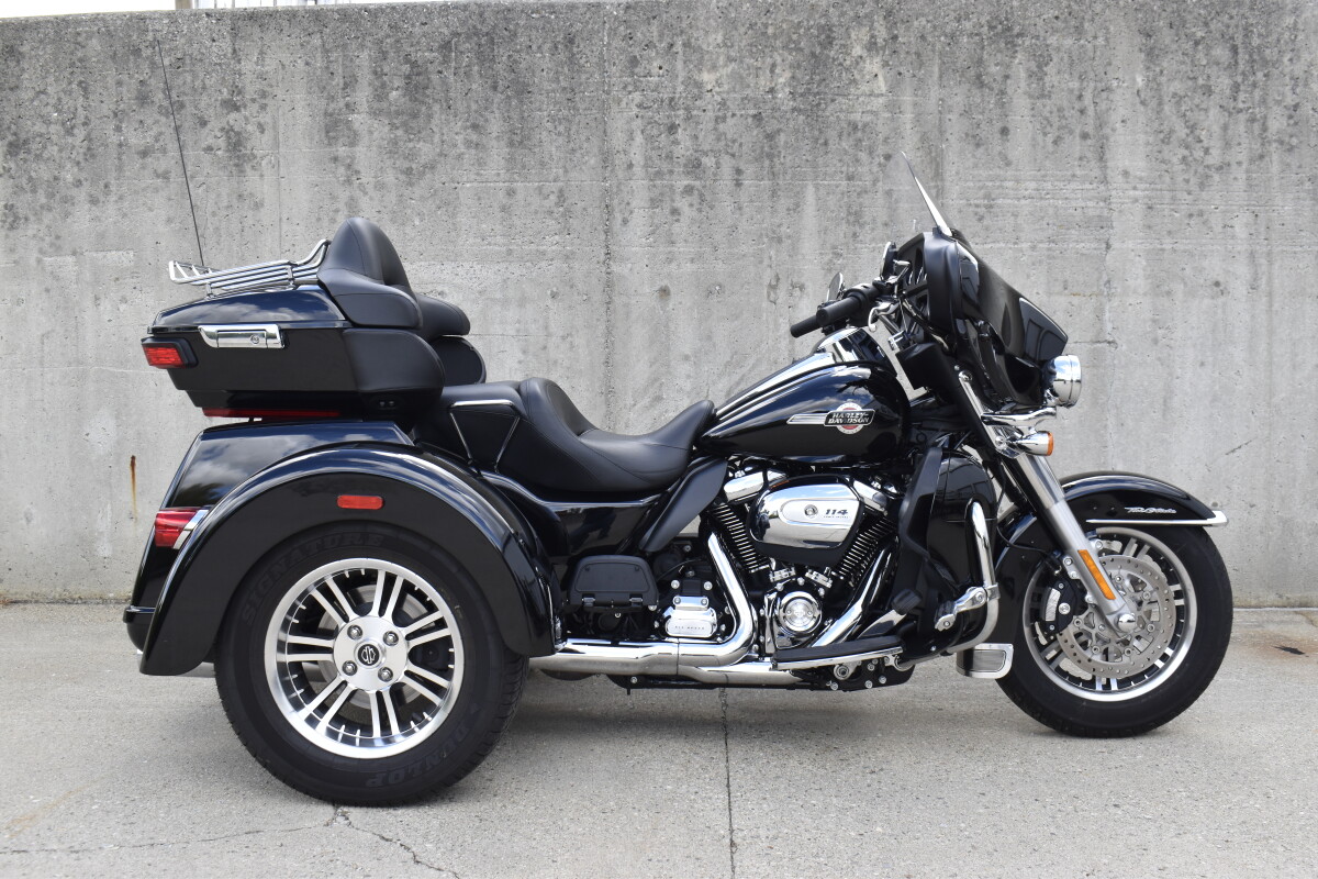 2024 Harley-Davidson Tri Glide Ultra FLHTCUTG
