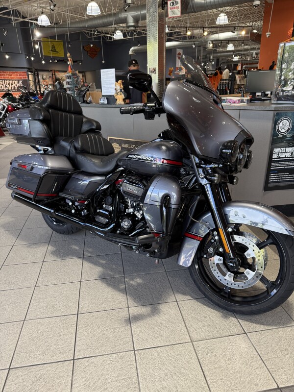 FLHTKSE 2020 CVO Limited - Photo 6
