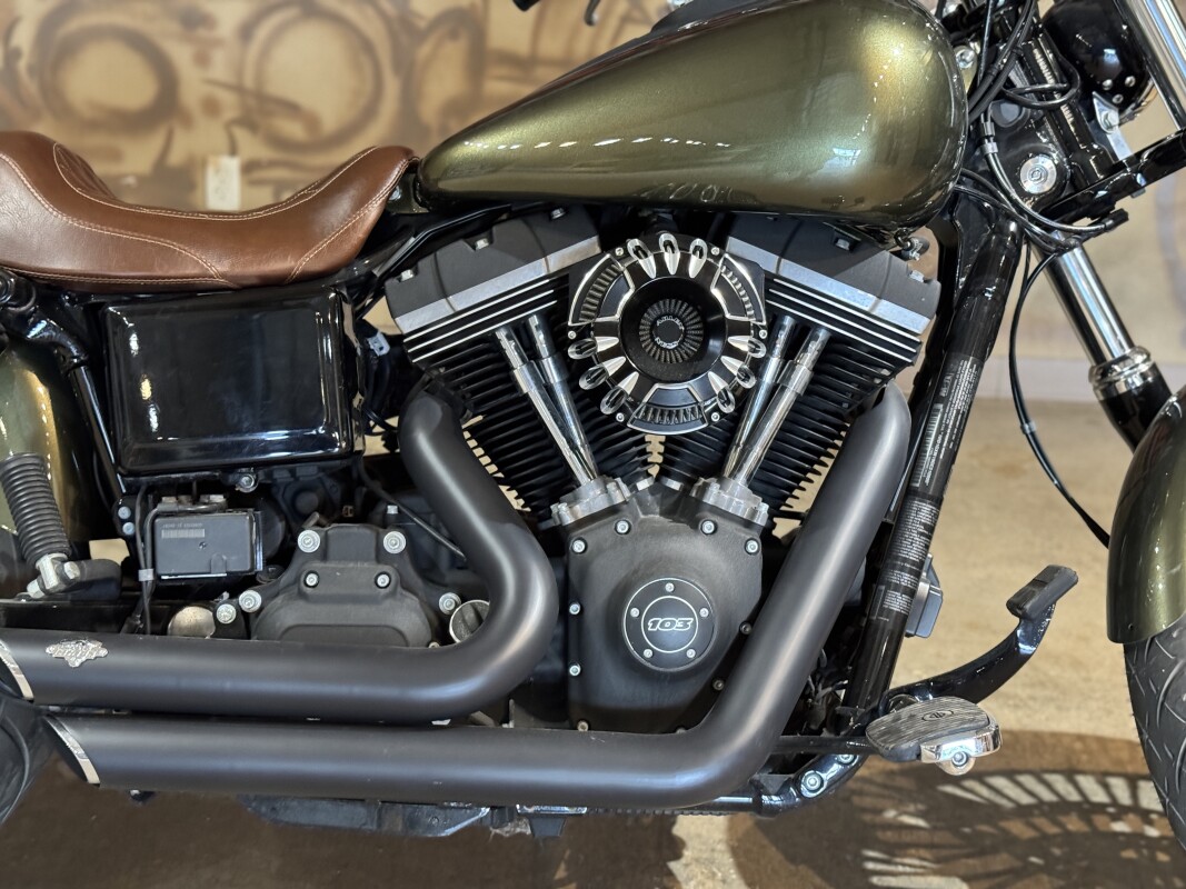 FXDB 2016 Street Bob - Photo 7