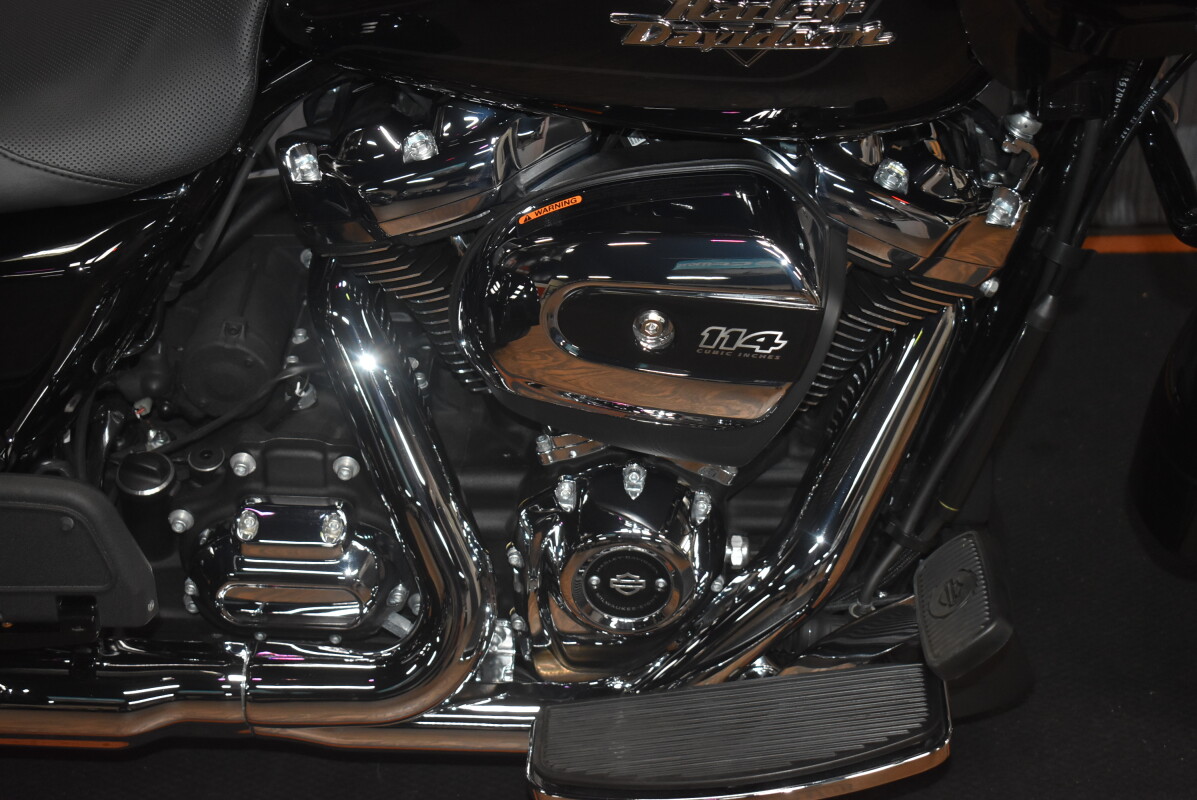 FLTRT 2023 Road Glide 3 - Photo 8