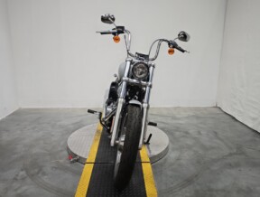 FXST 2024 Softail™ Standard thumb 3