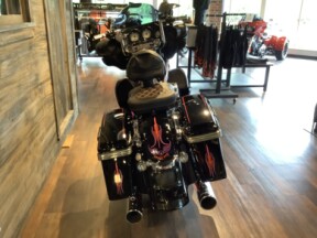 Harley-Davidson® Street Glide® 2013 FLHX U855-13 Vivid Black thumb 3