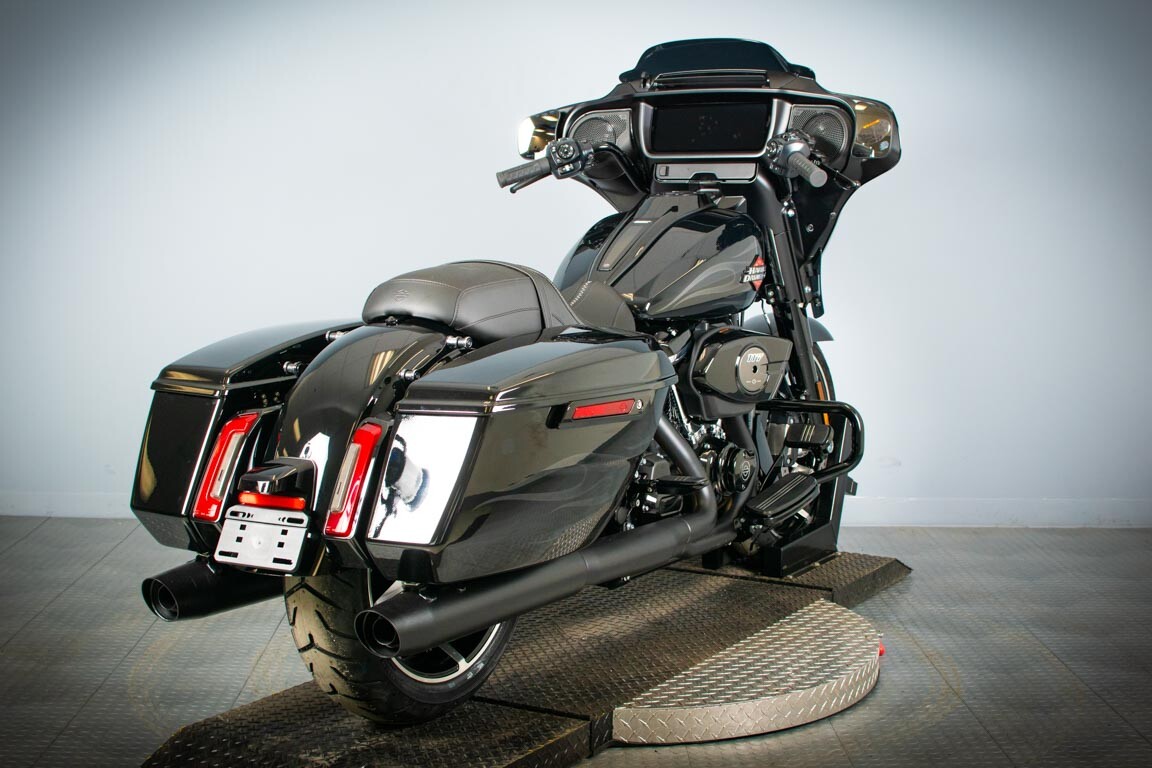 2025 Harley-Davidson Street Glide FLHX - Photo 8