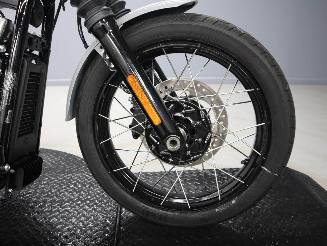 2025 Harley-Davidson Street Bob FXBB - Photo 10