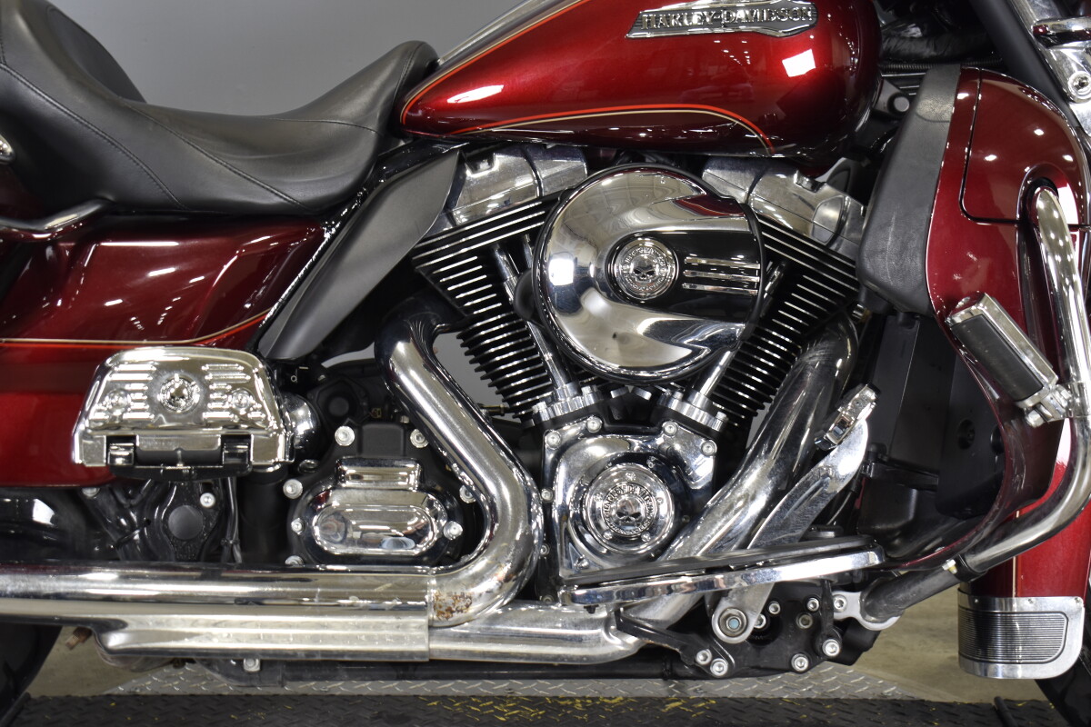2016 Harley-Davidson Electra Glide Ultra Classic FLHTCU - Photo 10