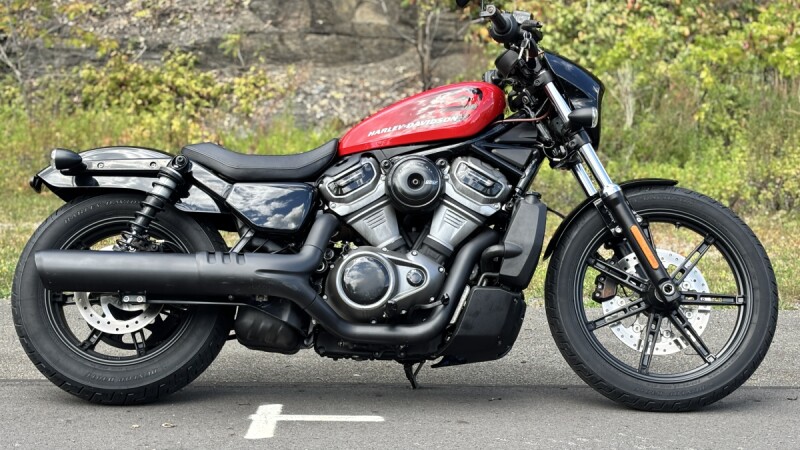 RH975 2022 Nightster™