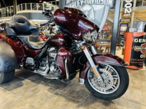 FLHTCUTG 2019 Tri Glide® Ultra thumb 3