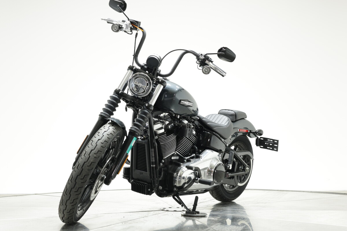 2025 Harley-Davidson FXBB Softail Street Bob in Iron Horse Metallic - Photo 6