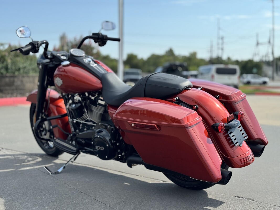 2025 Harley-Davidson Road King Special FLHRXS Whiskey Fire 635517 - Photo 4