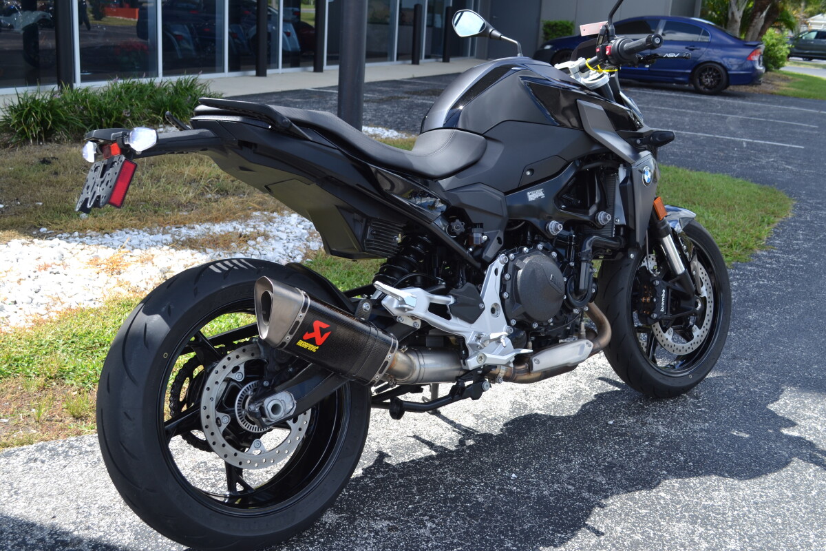 2025 BMW Motorrad F 900 R Triple Black - Photo 7